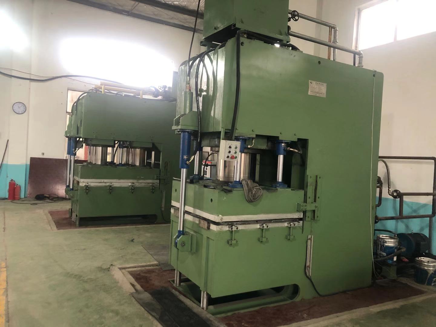 好色先生黄色视频TV热硫化机